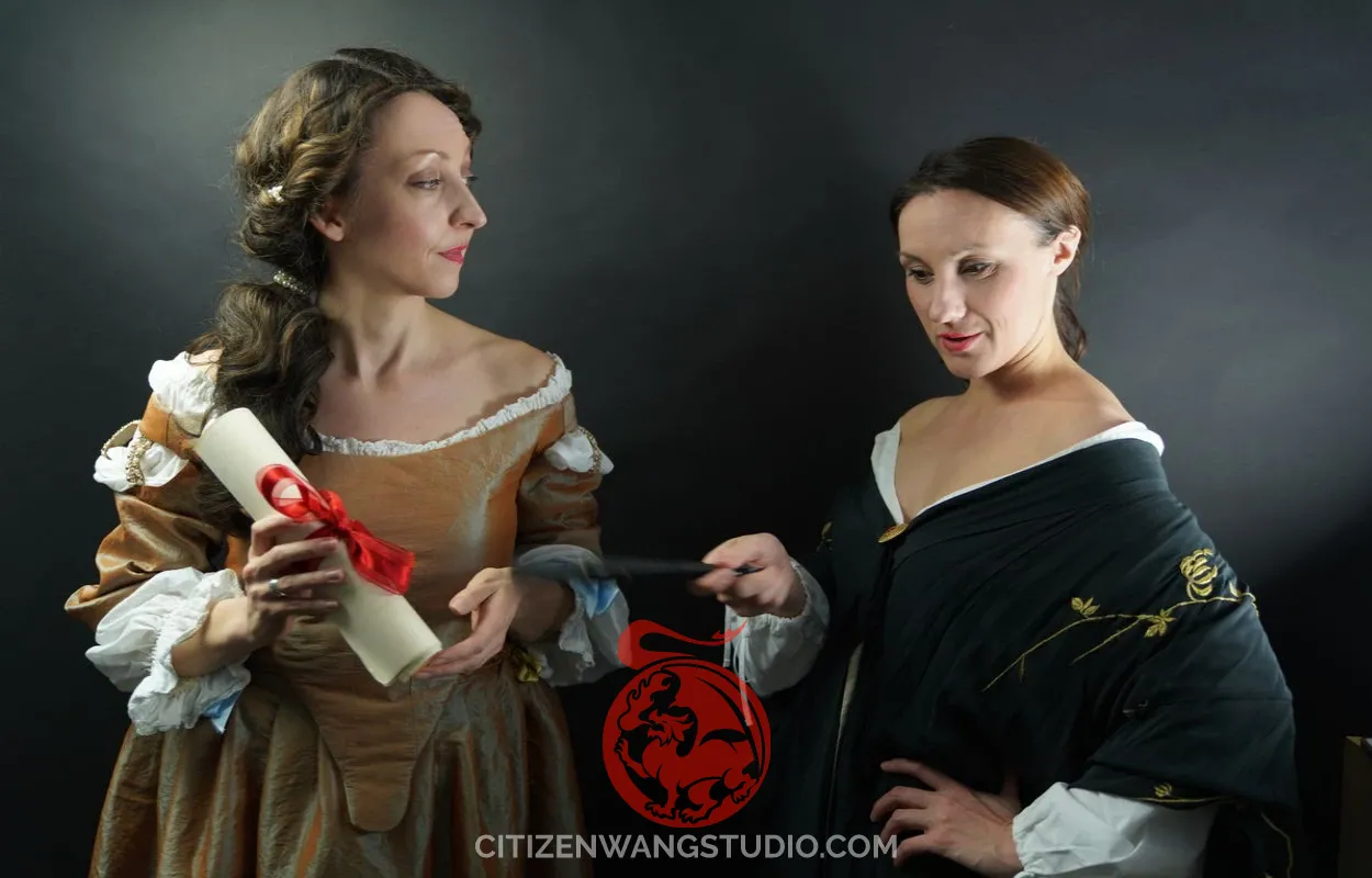 actresses-in-period-dress.png