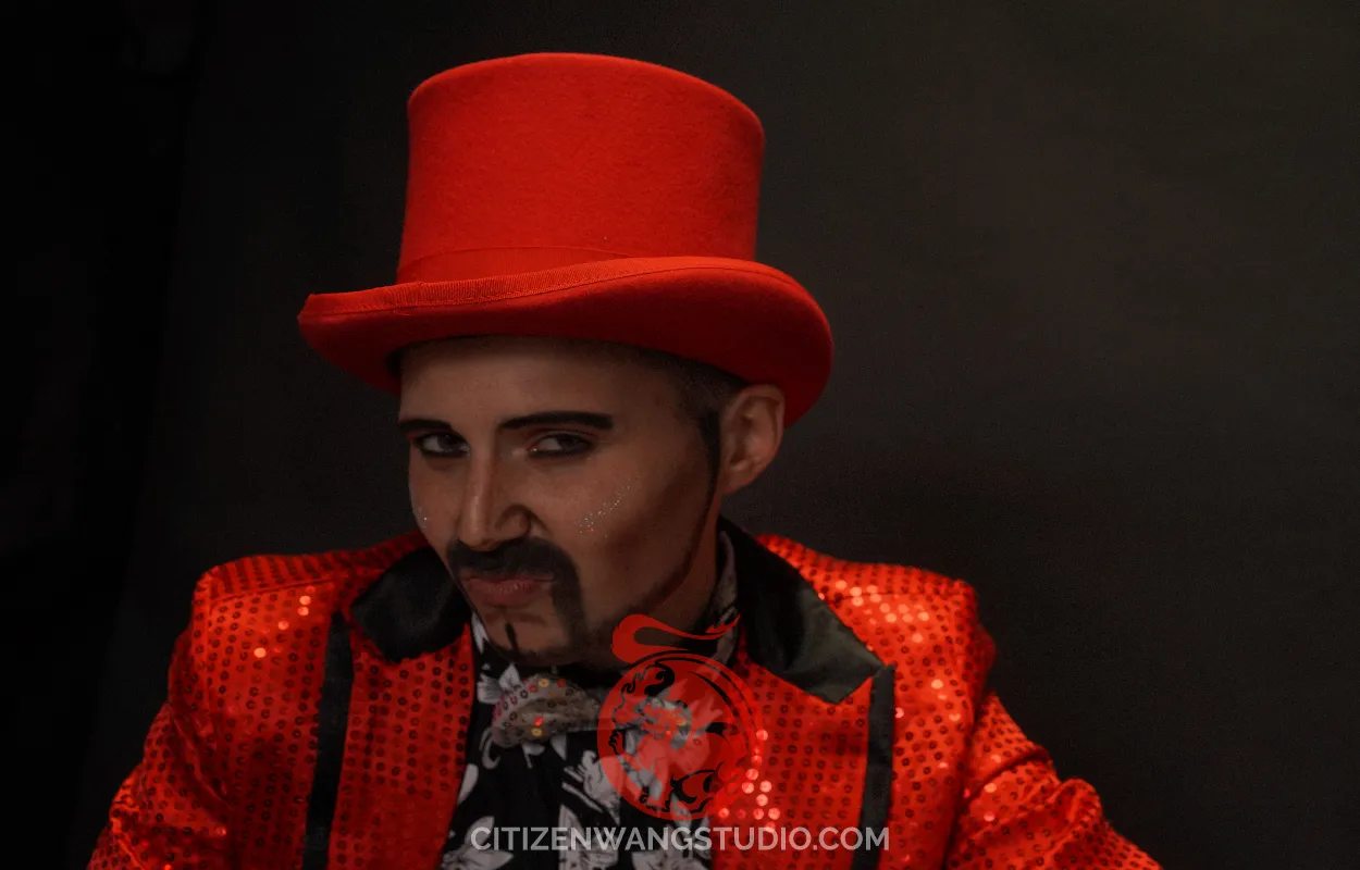 redtop-hat-red-suit.JPG