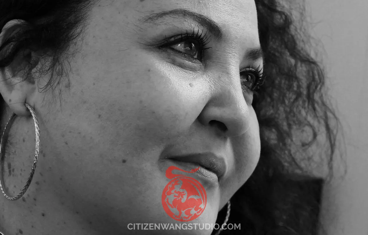 woman-wearing-earings.jpg